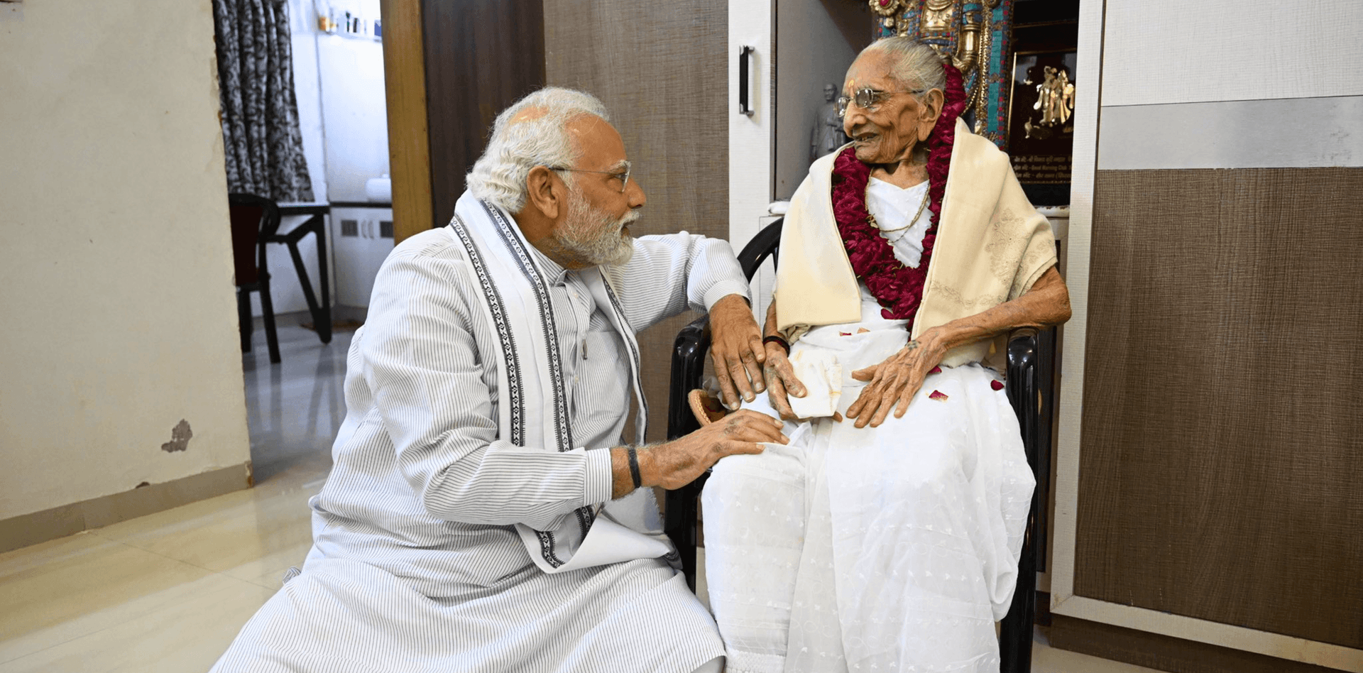 PM Modi Slams Rahul Gandhi, Tejashwi Over Abuses Targeting His Late Mother