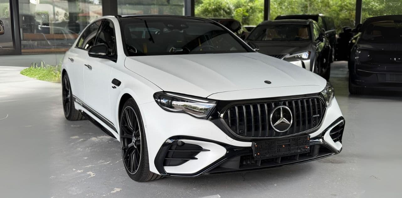 Mercedes-AMG E53 hybrid review