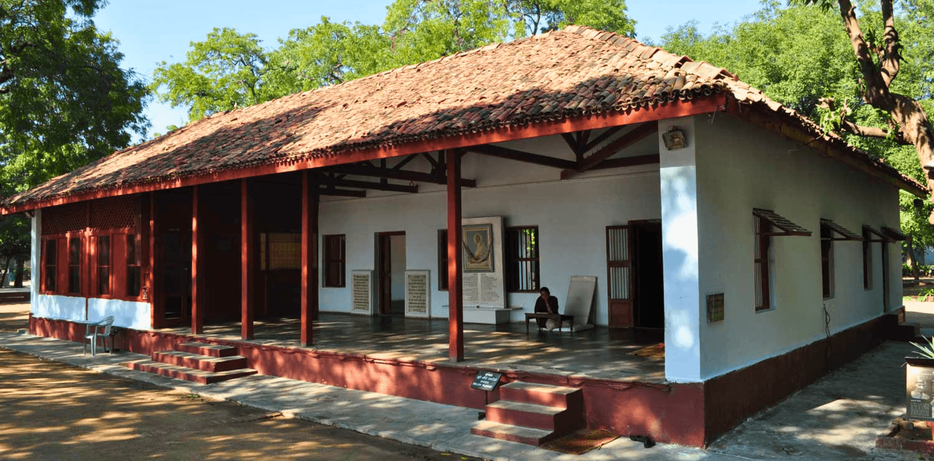 Sabarmati Ashram: Gandhiji’s Legacy by the Riverbank