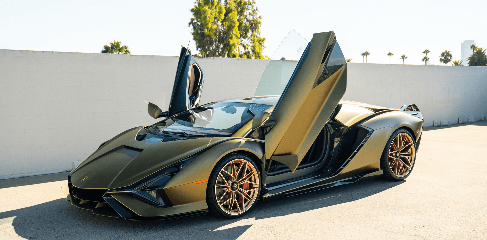 Luxury Car Sales Boom in India, Lamborghini Sold Out