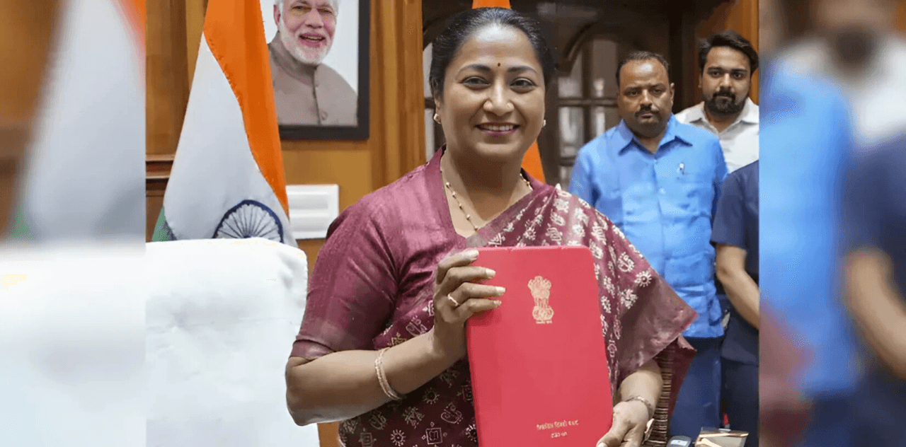 Chief Minister Rekha Gupta Presents Rs 1L Crore Budget for Delhi